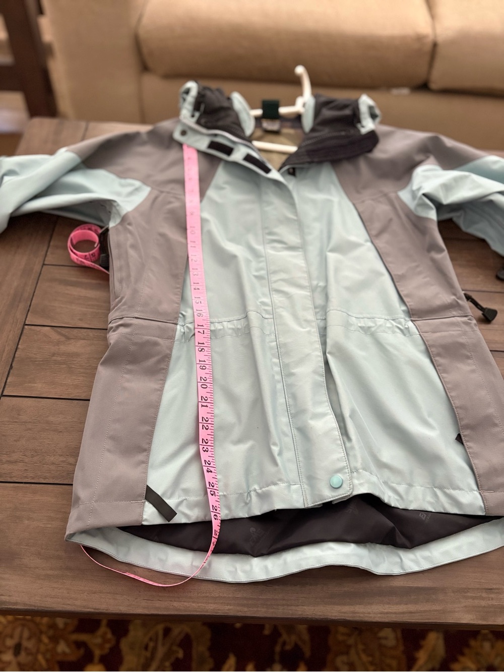 GORE-TEX Women's Two-Tone Light Blue & Gray Ski Jacket - Picture 3 of 8